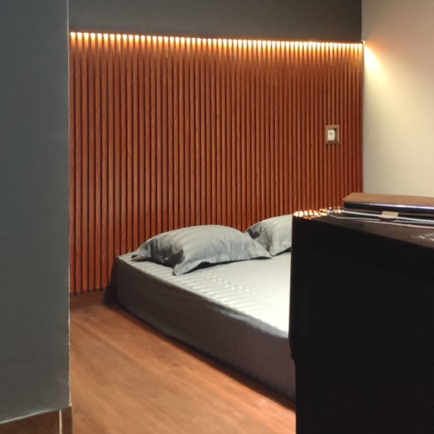 Kos Ta Makassar. Kos Industrialis, Premium, Eksklusif, Lengkap, Mewah, Sultan, Smart TV, Campur, Wifi Gratis, Kulkas, AC, Air Panas, Shower, dll.